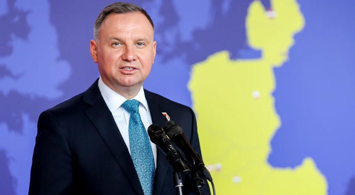 Prezydent Andrzej Duda kontynuuje wizytę na Łotwie. Dziś odwiedzi Polski Kontyngent Wojskowy