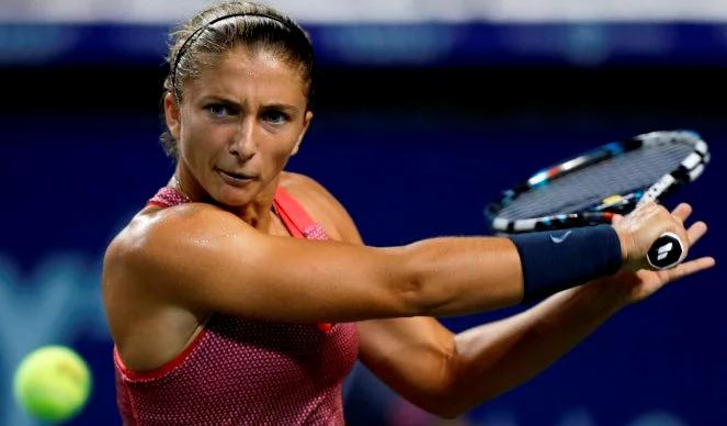 WTA Tokio: niespodziewana porażka Errani. Radwańska wkracza do gry