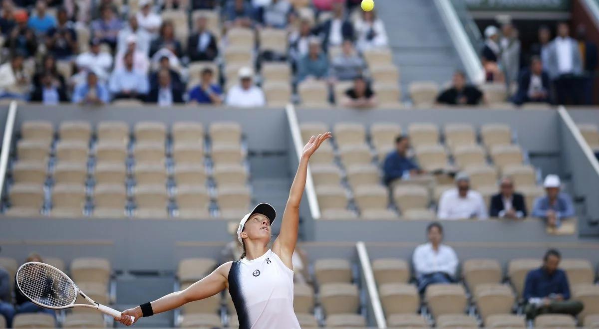 Roland Garros: trudne początki Igi Świątek w Paryżu. "Byłam spięta"