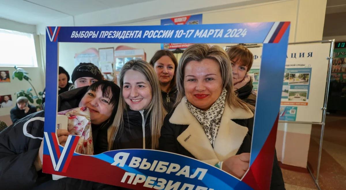 "Putin i pustka". Ekspert: kiedyś wzywał do "moczenia w sedesie", teraz nie pisze nawet programu