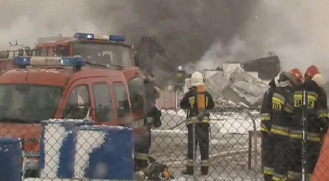 Wysoczka w Wielkopolsce: potężny pożar w fabryce mebli 
