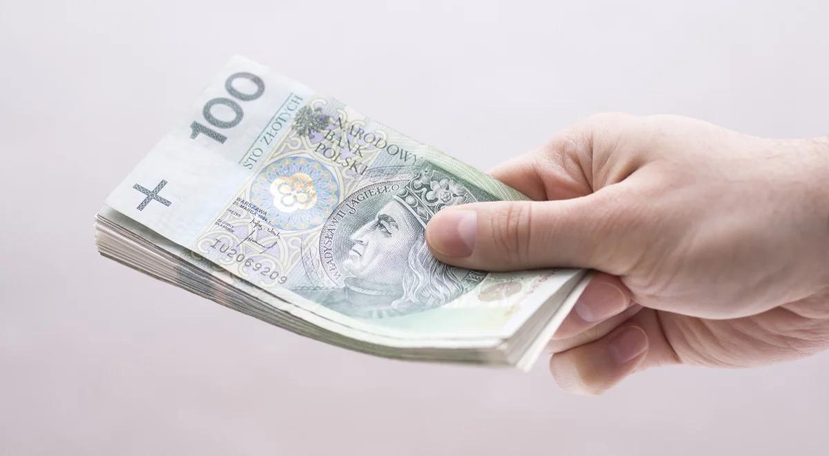 "Program 10000+"? Premier: rząd zastanawia się nad różnymi wariantami