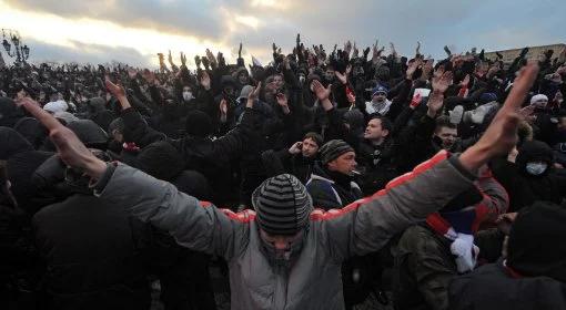 Bitwa pseudokiboli na murawie stadionu