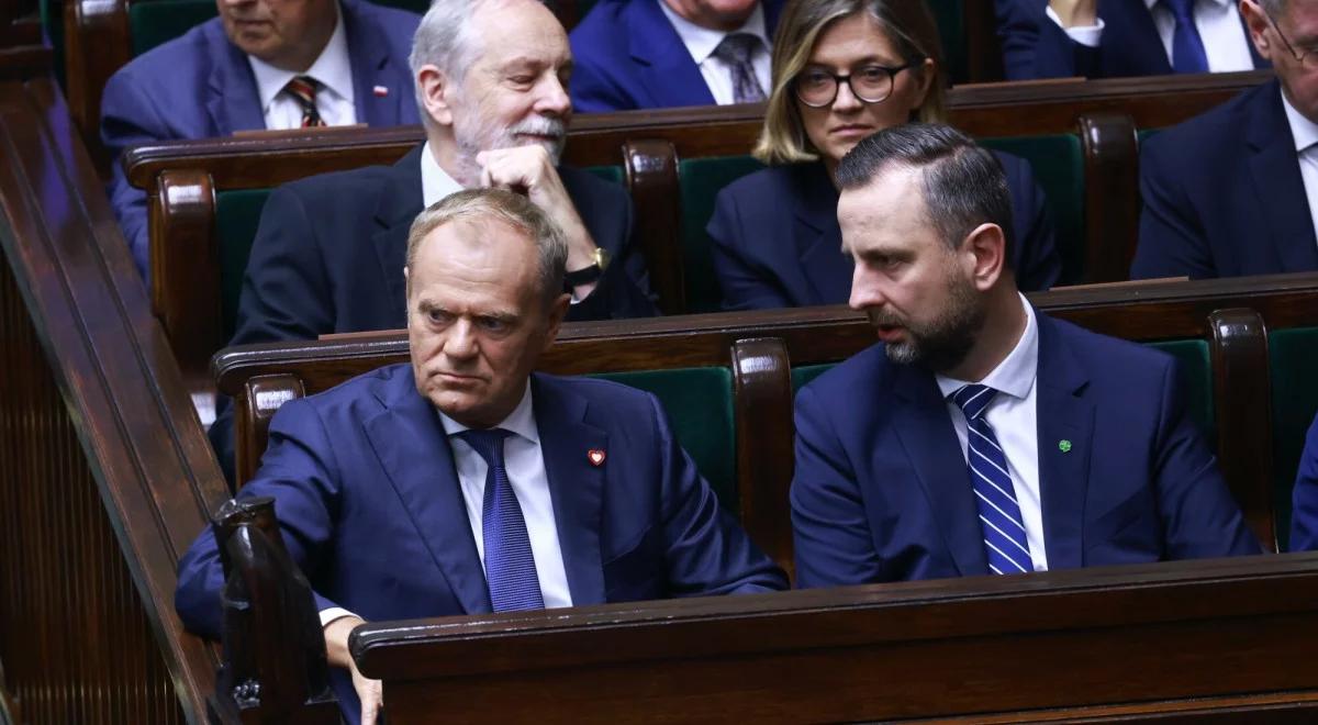 Nowy sondaż. Kolejne roszady na szczycie, ugrupowanie Brauna poza Sejmem