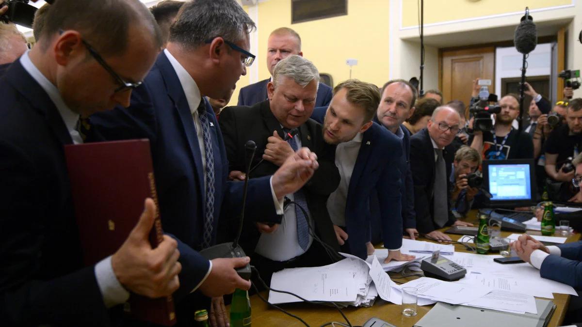 Ustawa o Sądzie Najwyższym. Awantura na komisji, walka o mikrofon