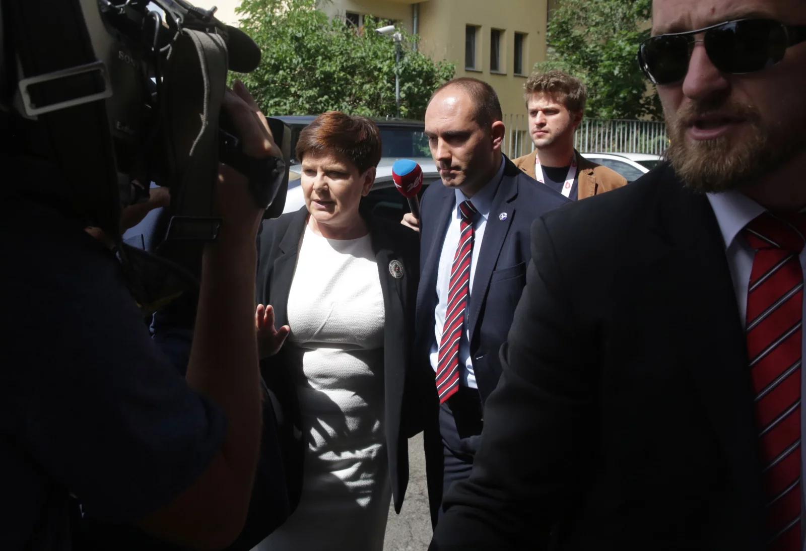 Zakończyła się narada ścisłego kierownictwa PiS. Protesty na Nowogrodzkiej