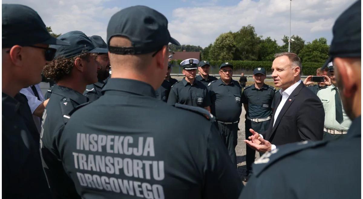 Prezydent Duda: zróbmy wszystko, aby to były bezpieczne wakacje na drogach