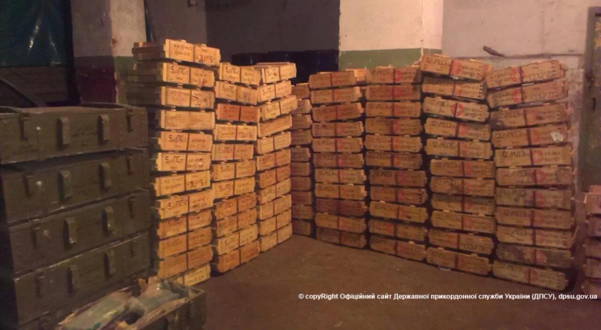 Ukraina: zatrzymano oficera z Rosji z ciężarówką wyładowaną nabojami [WIDEO]