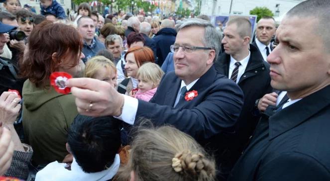 Polska świętuje Dzień Flagi. Prezydent: 25 lat naszej wolności, to dobry czas dla biało-czerwonej