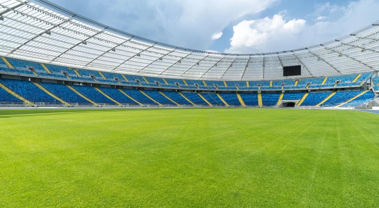 Liga Narodów: wymiana części murawy na Stadionie Śląskim