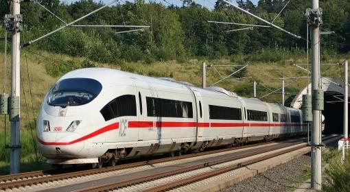 Niemieccy maszyniści rozpoczęli kilkunastogodzinny strajk