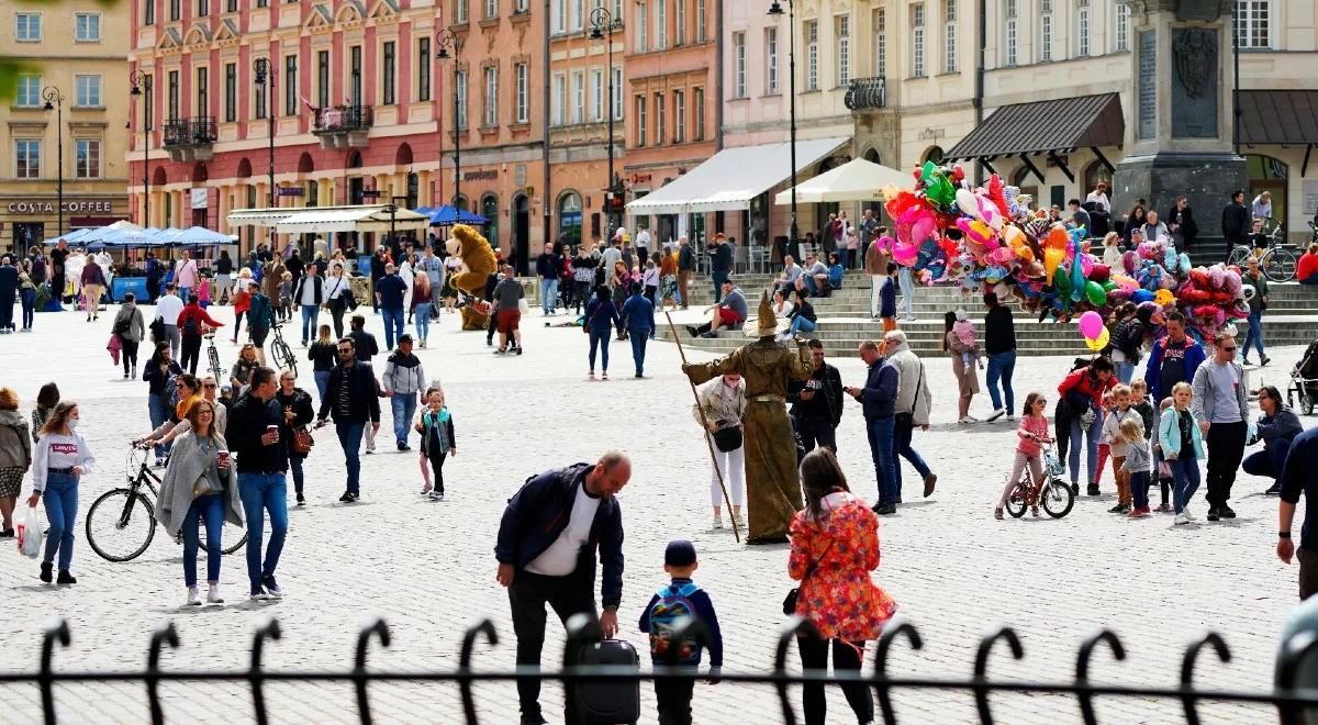Co dalej z luzowaniem obostrzeń? Rzecznik rządu: harmonogram zostanie przedstawiony w tym tygodniu