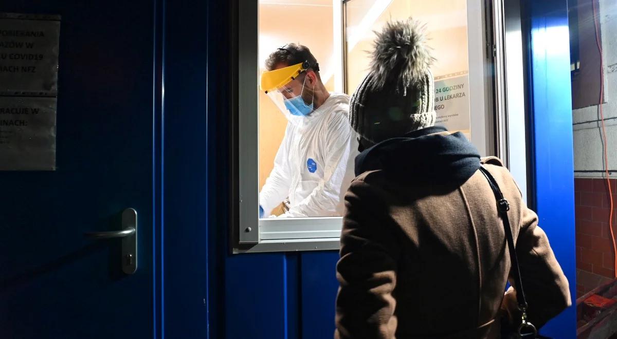 Interdyscyplinarność koronawirusa. Prof. Jerzy Jaroszewicz: testować należy każdego pacjenta