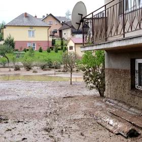 Nawałnice przeszły nad Polską. Ponad tysiąc interwencji strażaków