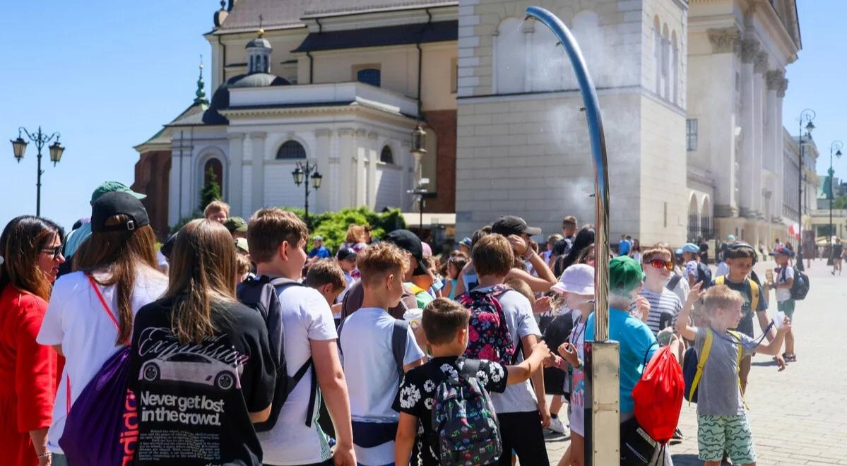 Fala gorąca nad Polską. IMGW ostrzega mieszkańców kilku województw