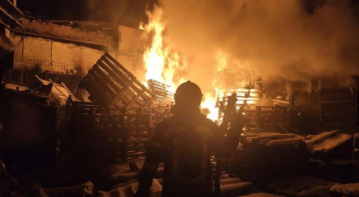 Rosja obraca Mariupol w ruinę. Liczba ofiar rośnie. "To katastrofa humanitarna" [ZAPIS RELACJI]