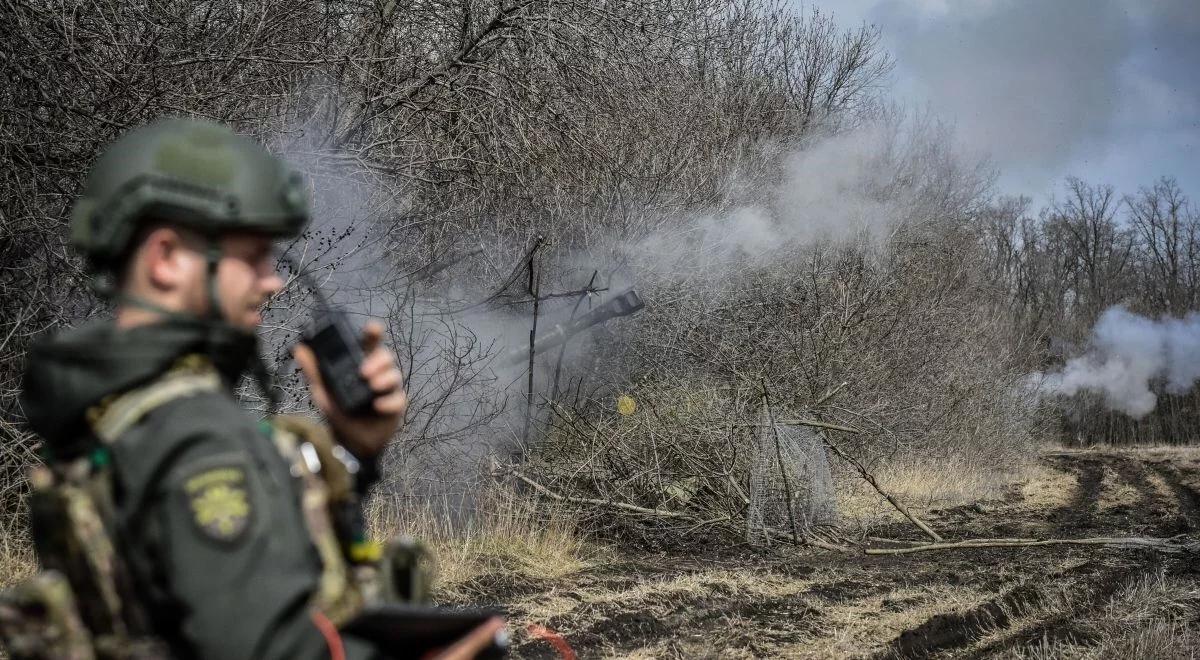 Rosjanie ostrzeliwują linię frontu lotniczymi bombami kierowanymi. Ukraińcy potrzebują zachodniego sprzętu