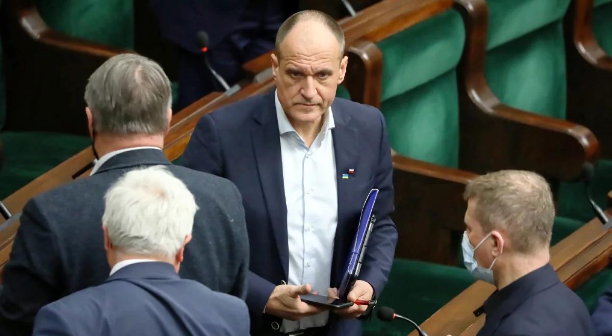 Reparacje wojenne od Niemiec. Paweł Kukiz nie ma wątpliwości: należą się nam jak psu buda
