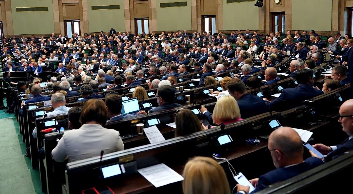 Zmiany w wydatkach i dochodach. Sejm rozpoczął prace nad nowelizacją tegorocznego budżetu