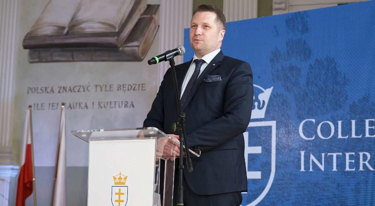 "Uczelnia będzie stawiała na wolność debaty akademickiej". Szef MEiN na inauguracji Collegium Intermarium