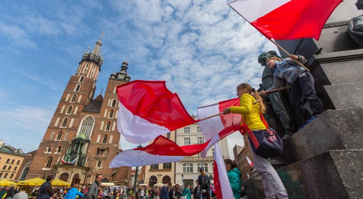 Święto Pracy i związki zawodowe. "Rynek się zmienia, musimy odpowiadać na wyzwania"