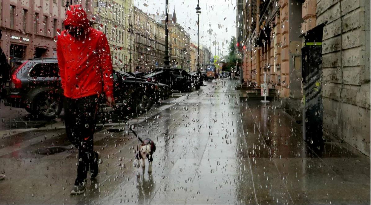 Prognoza pogody: dziś nieco cieplej, ale wciąż pochmurno, w części kraju możliwy deszcz 