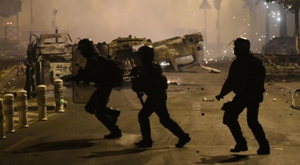 Kolejna niespokojna noc we Francji. Starcia protestujących z policją. Mer Marsylii wzywa posiłki