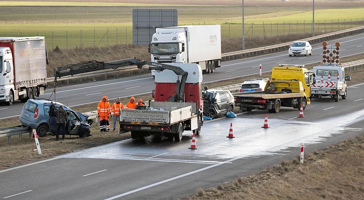 Tragedie na polskich drogach. Co zrobić, by spadła liczba wypadków? Ekspert apeluje do kierowców