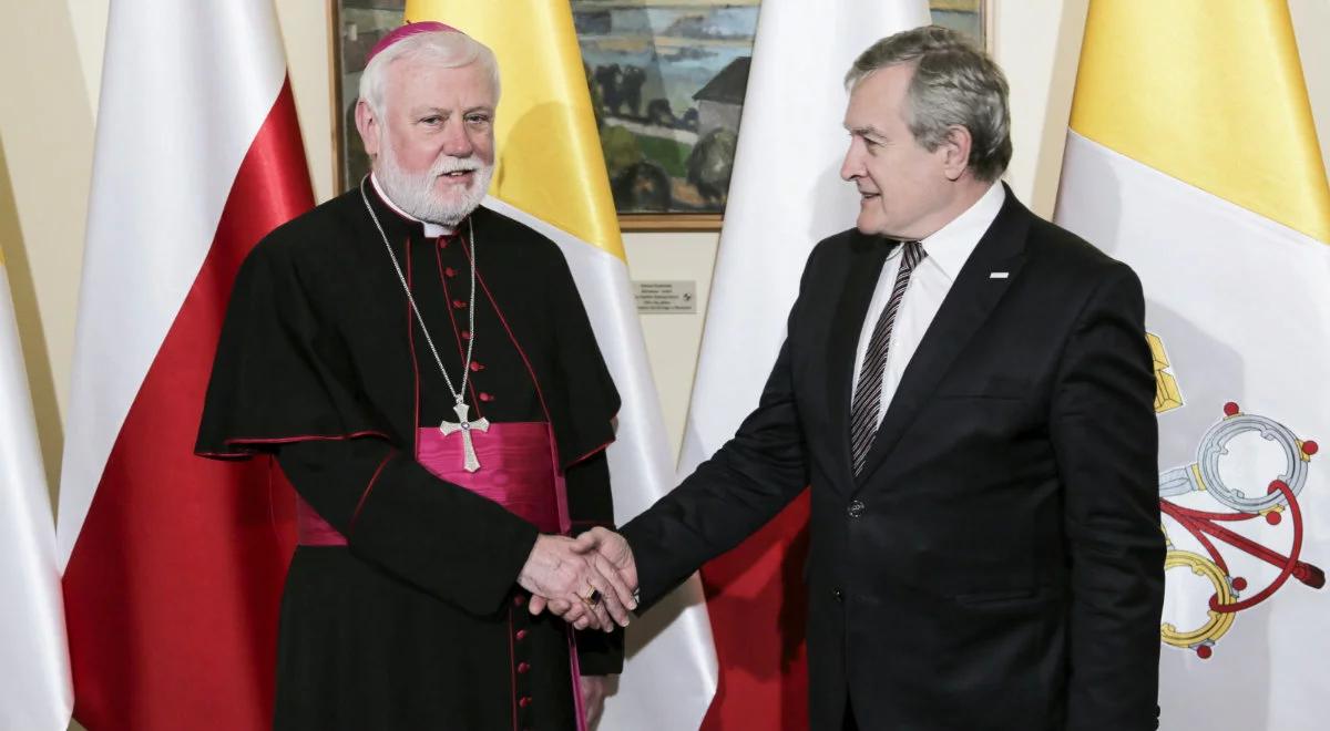 Spotkanie wicepremiera Piotra Glińskiego z abp. Gallagherem