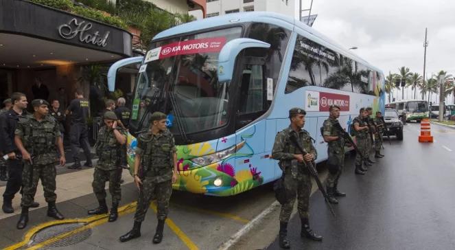 Brazylia 2014: pierwsze starcia kibiców, Argentyńczyk trafił do szpitala
