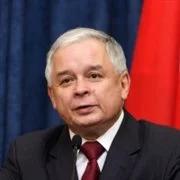 "Rz": Kaczyński wygrywa w I turze z Komorowskim