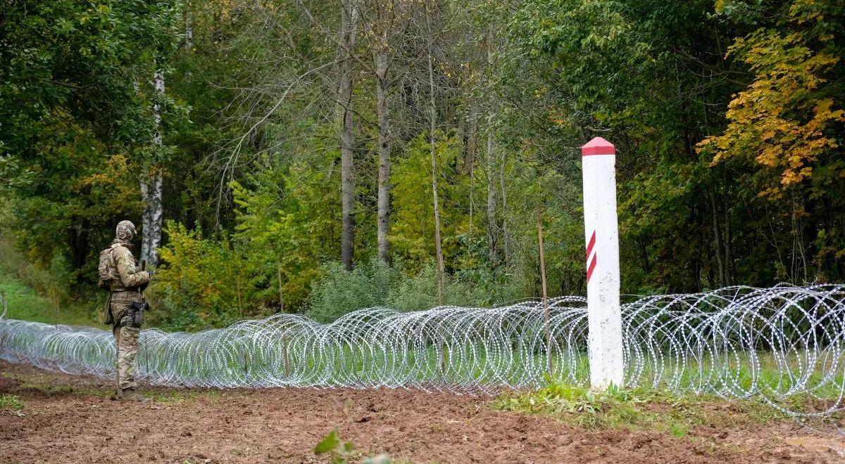 Nielegalni migranci szturmują granicę Łotwy. Padł kolejny strzał ostrzegawczy