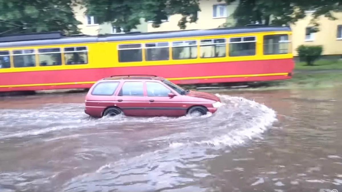 Wielka ulewa w Łodzi. Ulice zmieniły się w rozlewiska