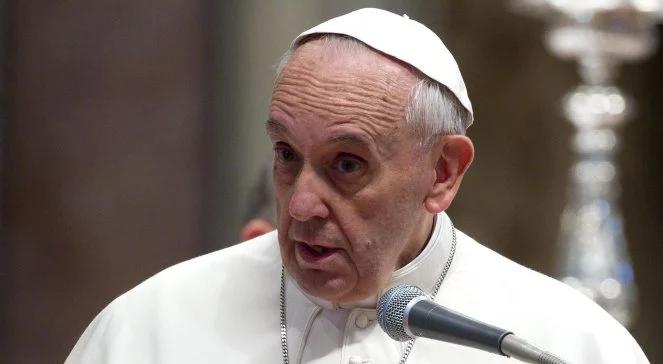 Franciszek: księża wprowadzili ósmy sakrament