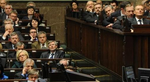 PiS: rząd nie wytłumaczył o co chodzi w zmianach OFE