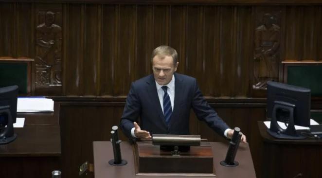 Sejm wysłucha informacji premiera na temat afery taśmowej