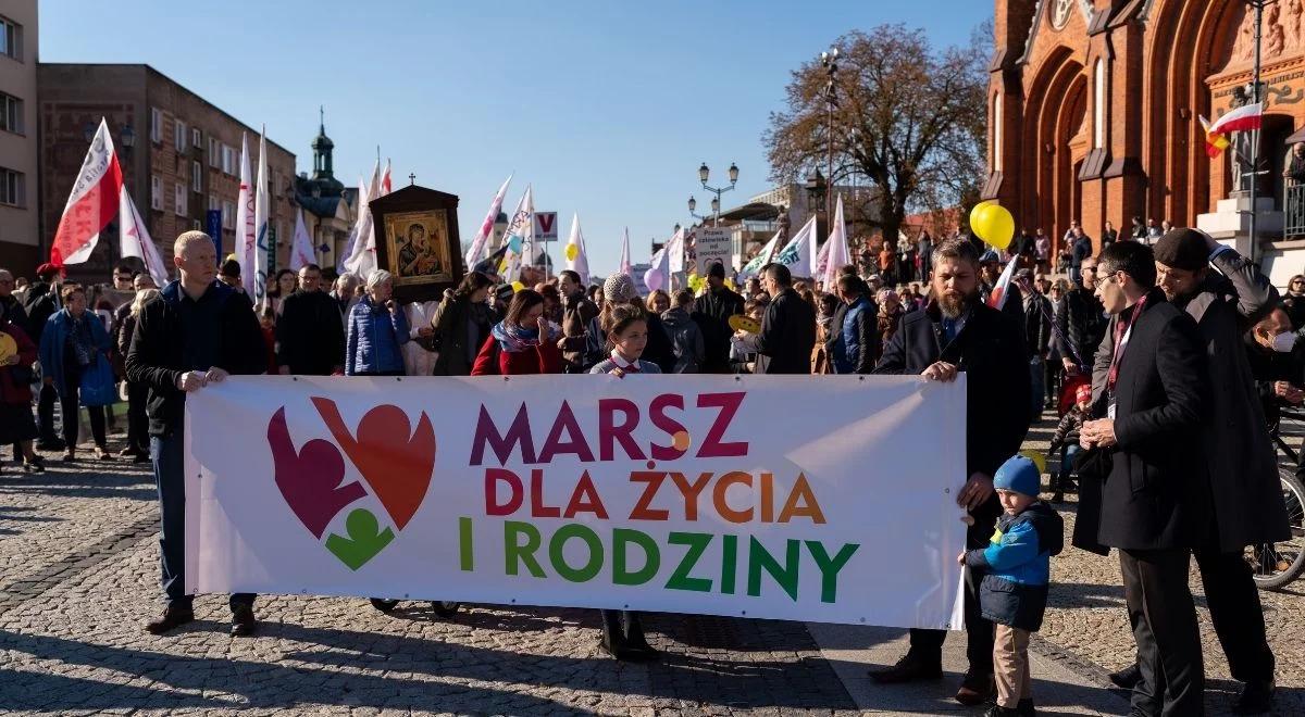 "Dzieci przyszłością Polski". Dziś ruszają Marsze dla Życia i Rodziny