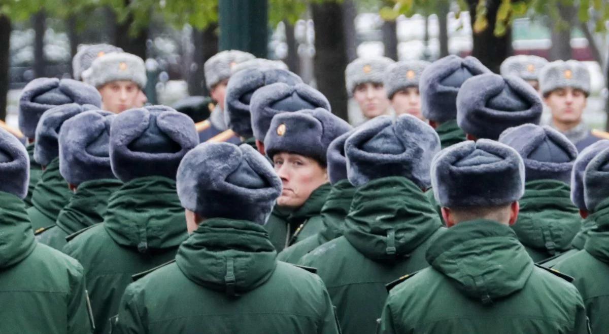 Pierwszy publiczny protest żon rosyjskich żołnierzy. Brytyjski MON: wojna coraz bardziej nie do wytrzymania