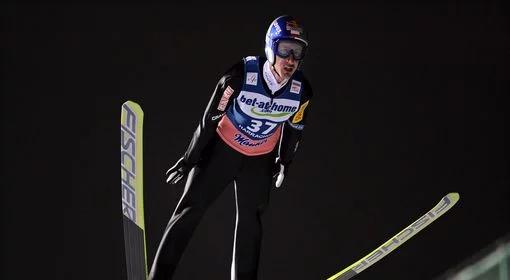 Adam Małysz trzeci w Harrachovie