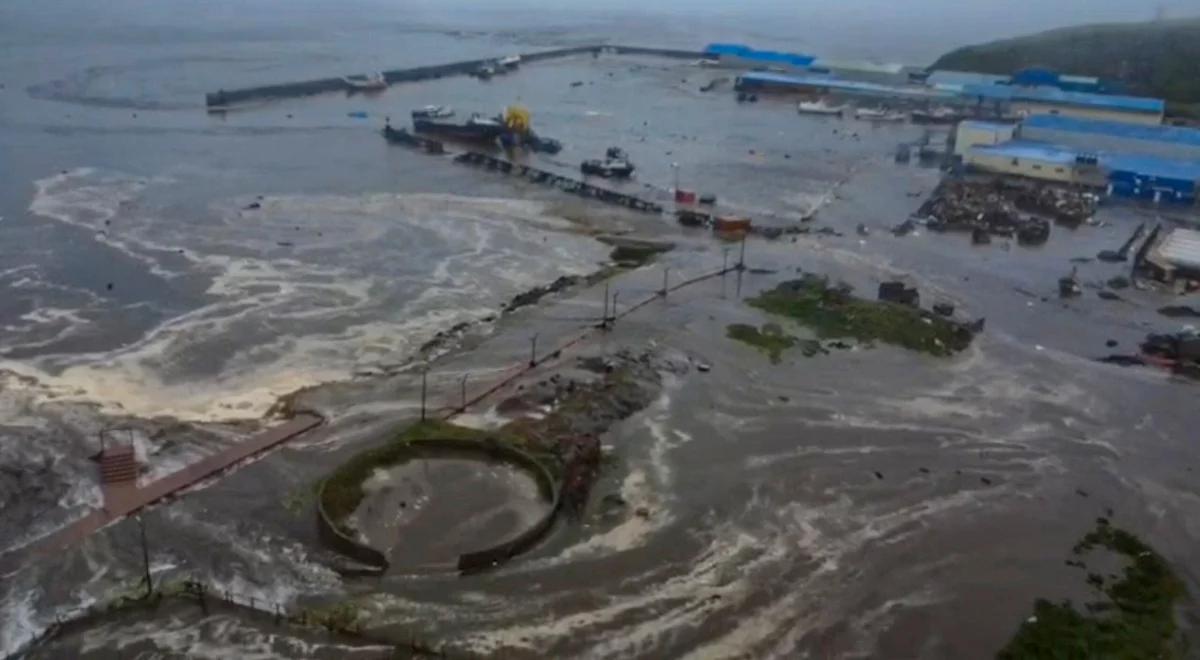 Tsunami na Pacyfiku. MSZ wydało komunikat ws. Polaków