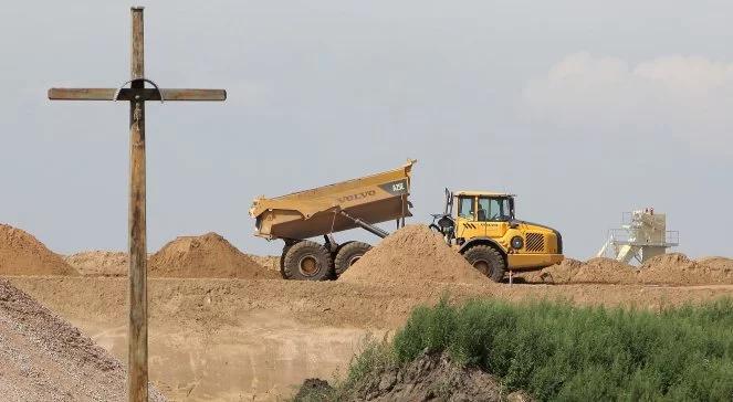 Wykonawcy A2 przywiążą się do maszyn na autostradzie?
