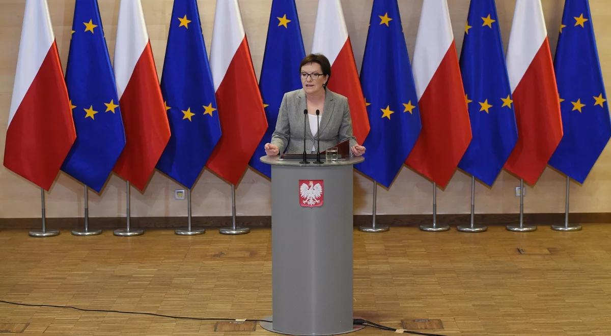 Rząd: są pieniądze dla rolników dotkniętych suszą. 450 mln zł na wsparcie