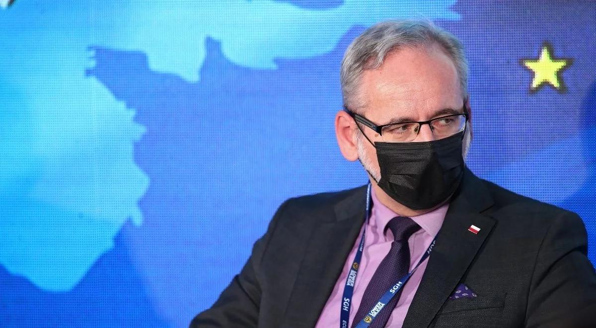 Wprowadzanie obostrzeń będzie zależne od hospitalizacji? Minister zdrowia wyjaśnia