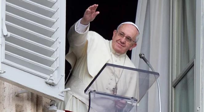 Papież Franciszek jest królem internetu