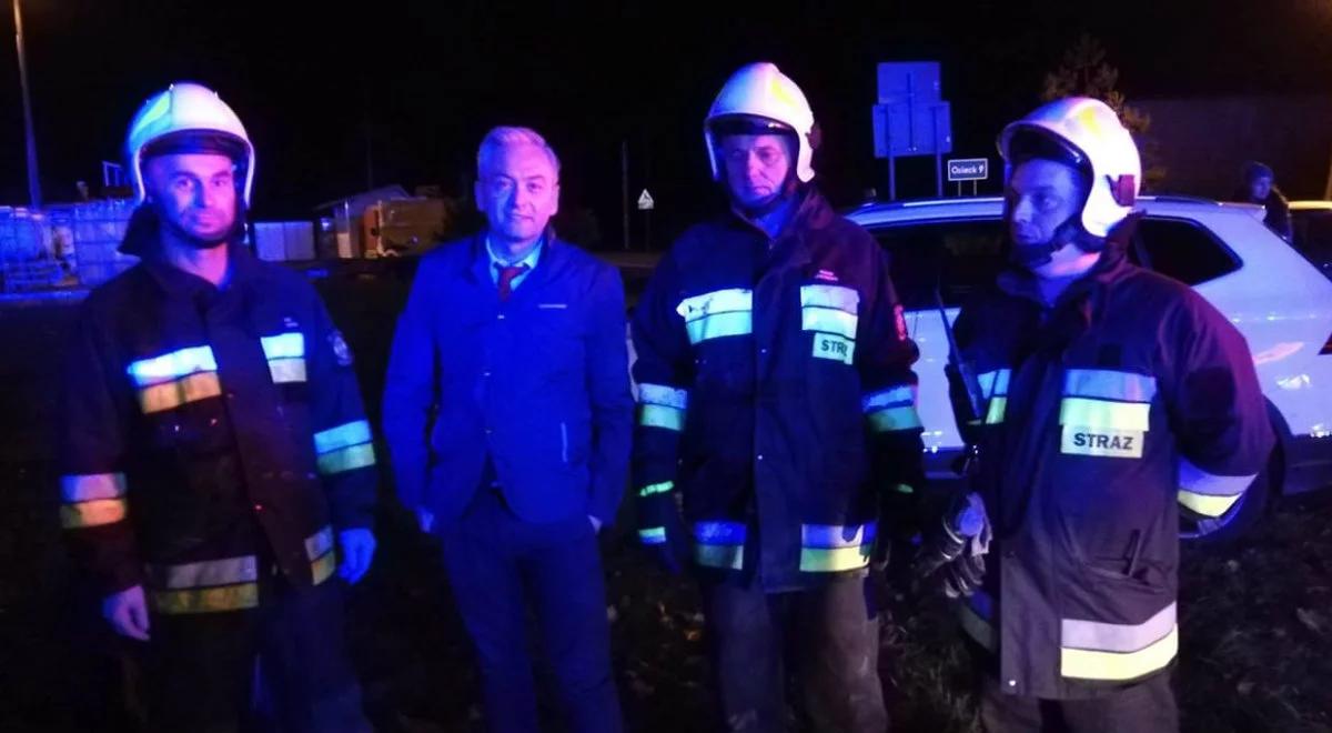Policja dementuje: ofierze wypadku w Taborze pomogła młoda kobieta, nie R. Biedroń