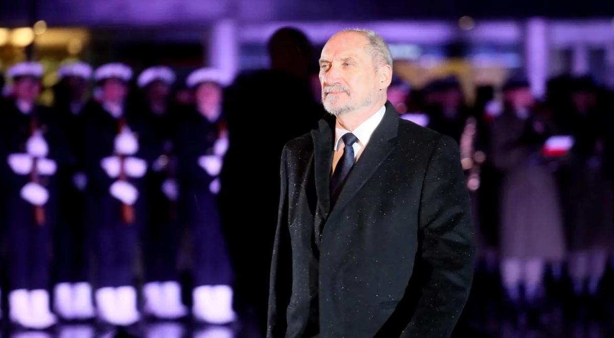 Antoni Macierewicz nad trumną Andrzeja Błasika: generał poległ śmiercią bohatera