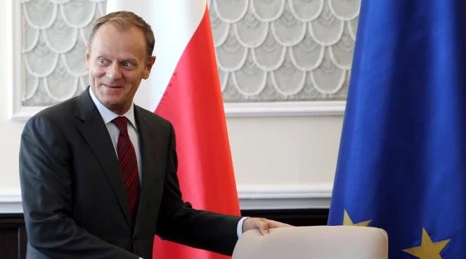 Tusk: szkoda pieniędzy, które wyrzucą na spoty