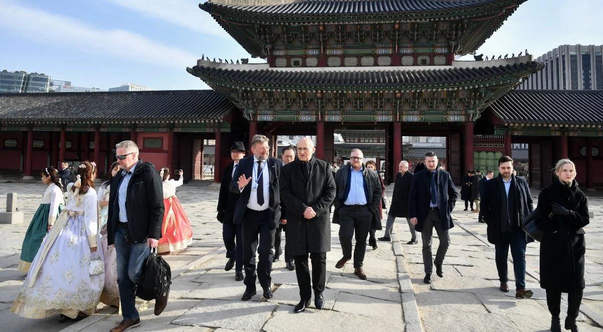 Minister Rau w Korei Południowej. Główne tematy rozmów - bezpieczeństwo i gospodarka