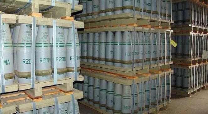 UE da pieniądze na zniszczenie broni chemicznej w Syrii?