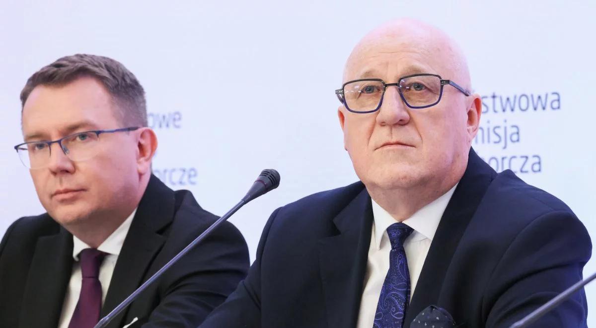 Anomalie wyborcze w komisjach. PKW odwołuje posiedzenie